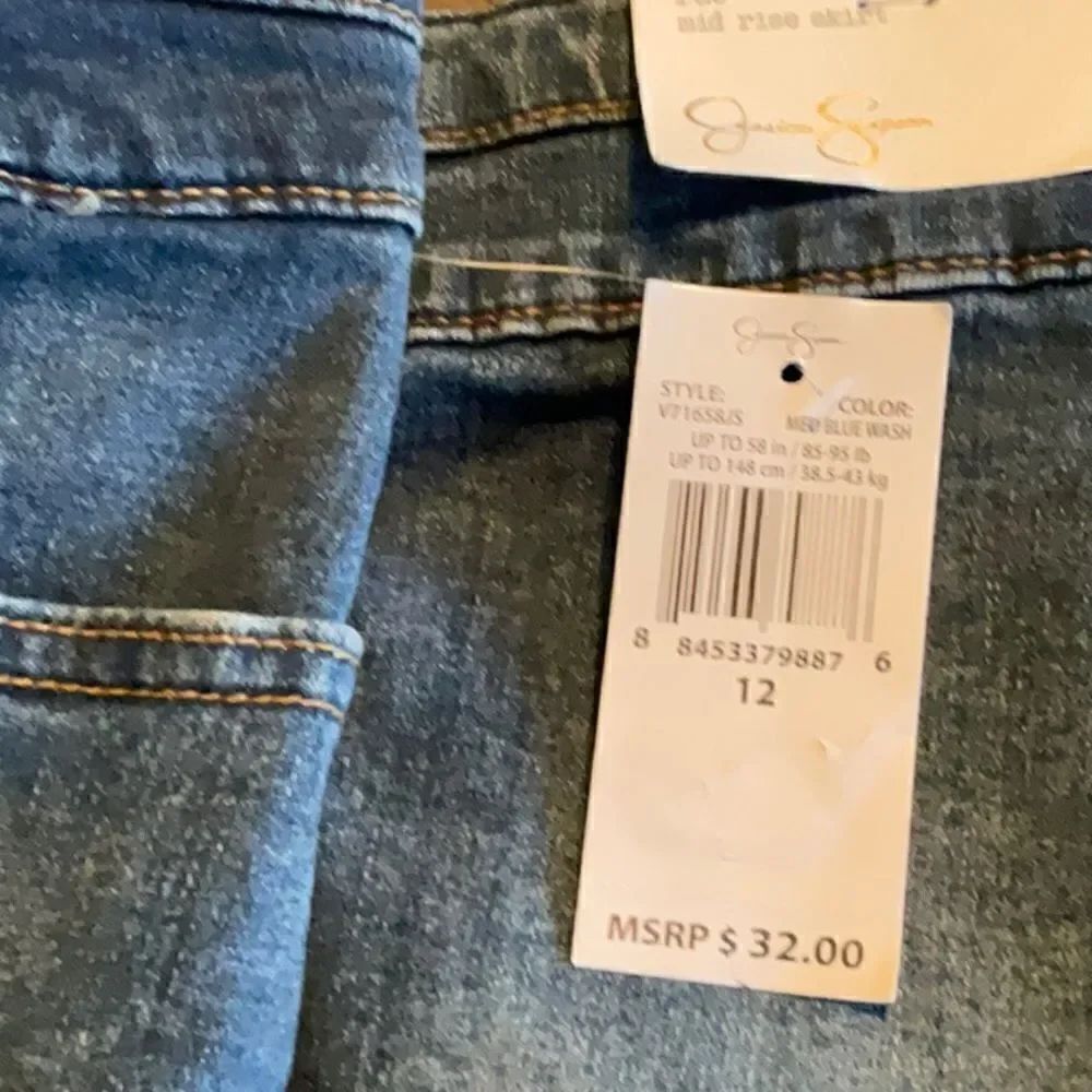 JESSICA SIMPSON Size 12 Mid Rise Denim Skirt - Picture 6 of 6